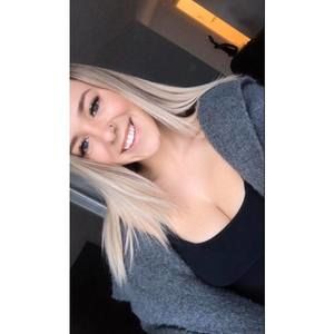 Meet your Posher, Chloe